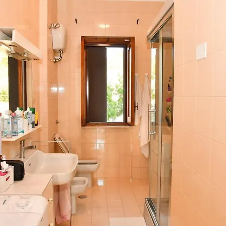 Cinque Pini - For 10 People Villa *
