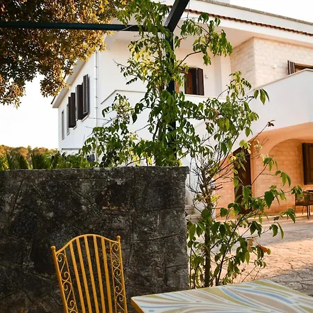 Cinque Pini - For 10 People Villa Locorotondo